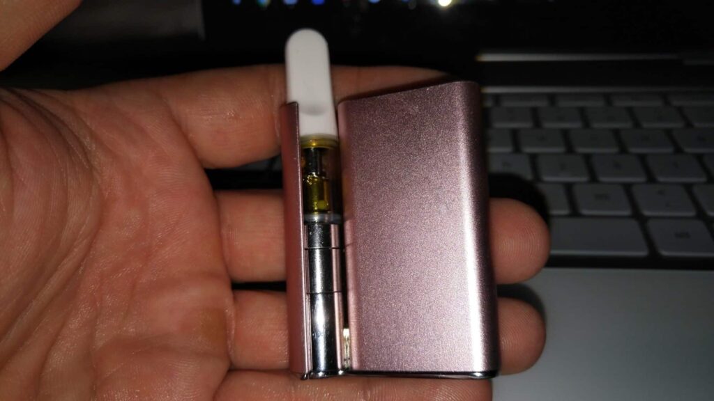 w vapes oil on ccell cartridge