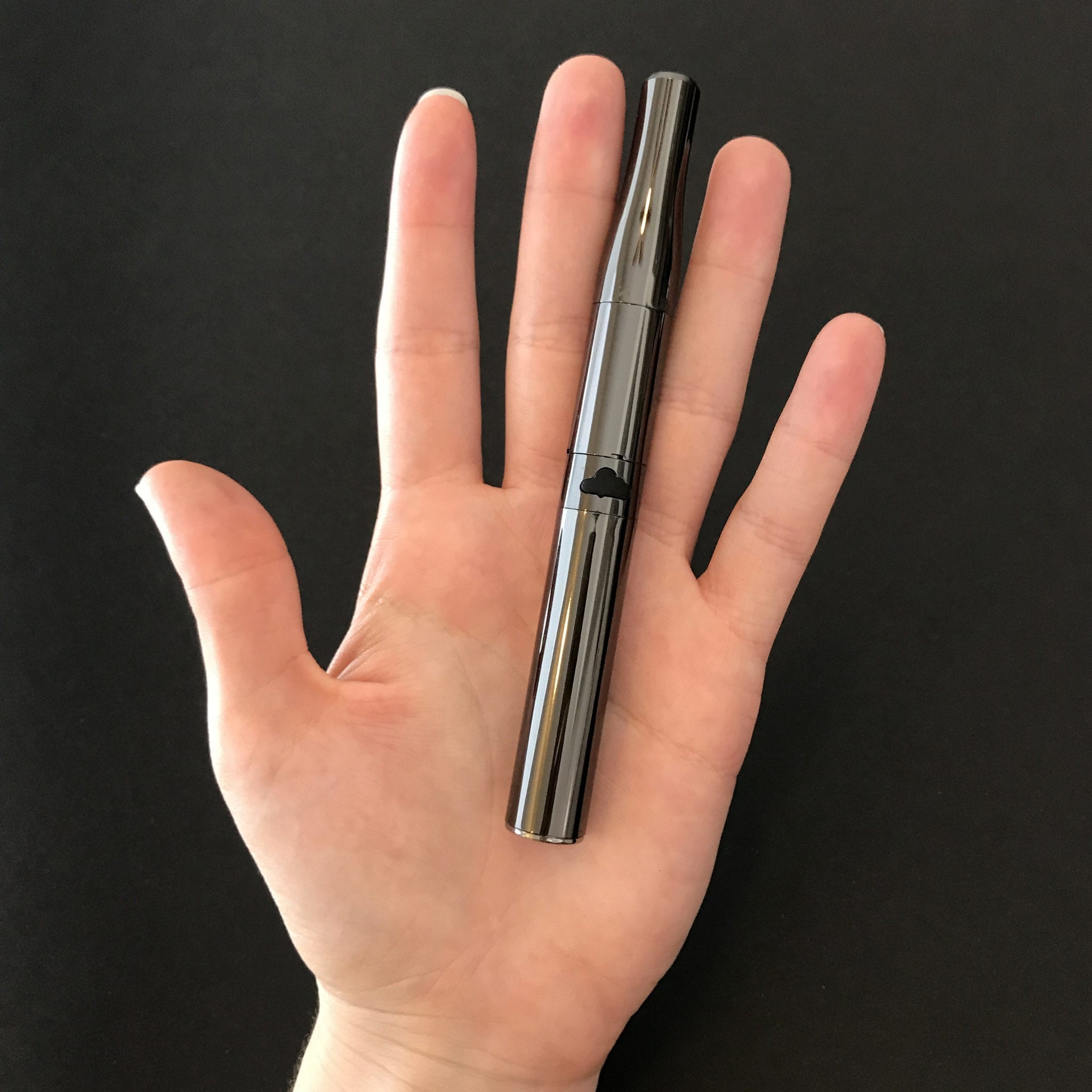 Puffco Plus Review : Sleek, Flavorful, and Easy to Use