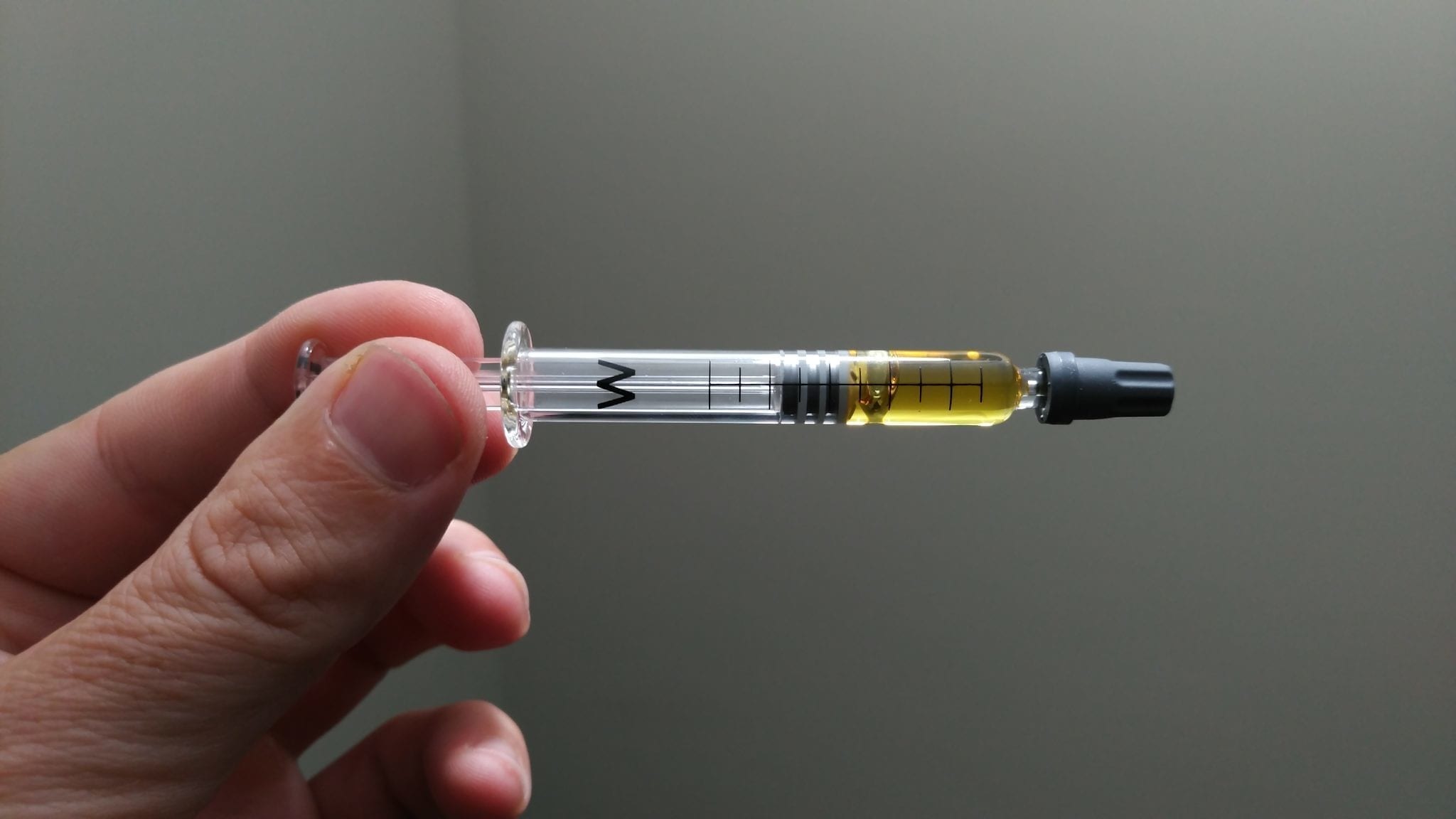 W Vapes Syringe Review : Fire CO2 Oil, Surprisingly Good Taste